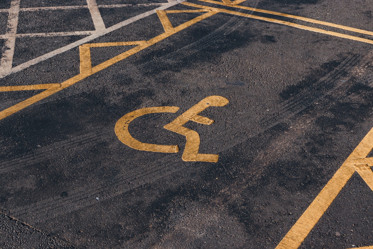 How to Calculate ADA Parking Requirements (With the Table...