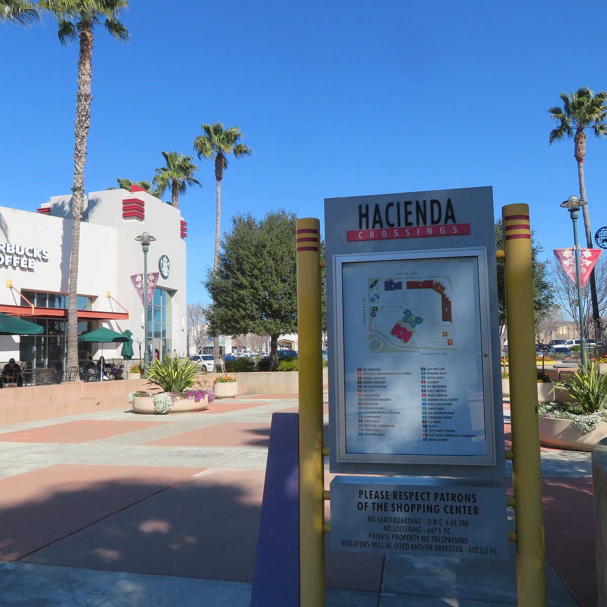 Hacienda Crossings