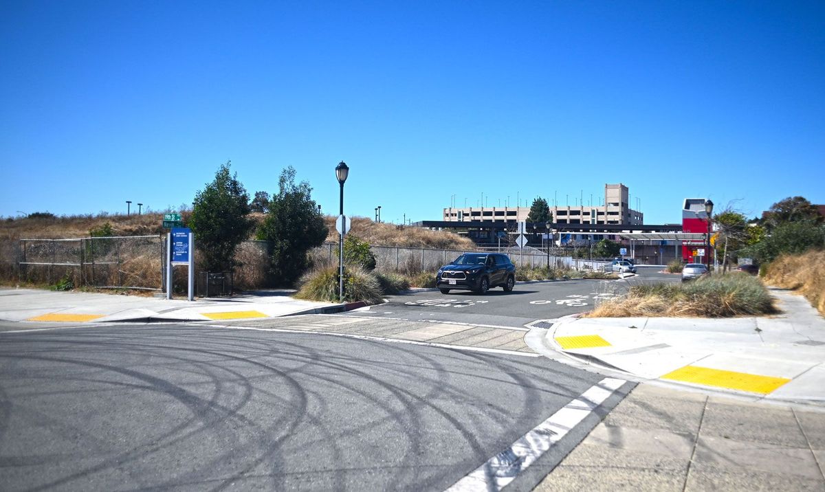 Richmond BART Metrowalk